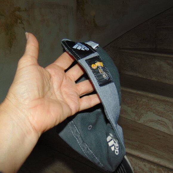 Adidas LA Lakers 2009 NBA 15 Time Champions Hat One Size Gray Distressed Kobe - Picture 10 of 10